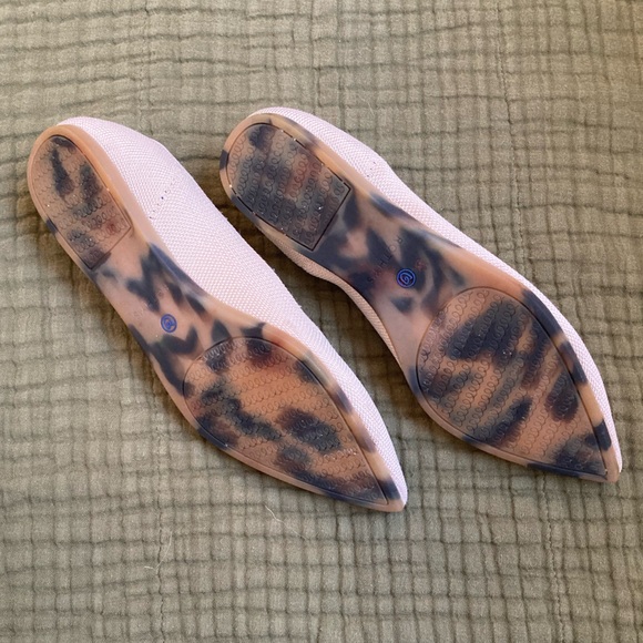 Rothy’s The Point flat in Ecru (neutral cream) with gorgeous tortoiseshell sole - Picture 2 of 3